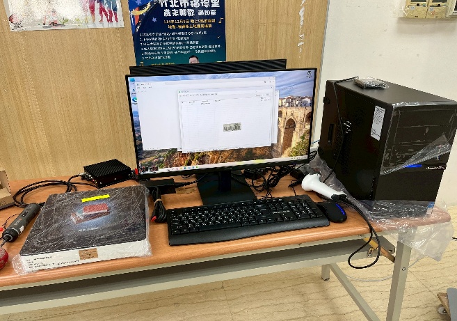 圖片:RFID館員工作站