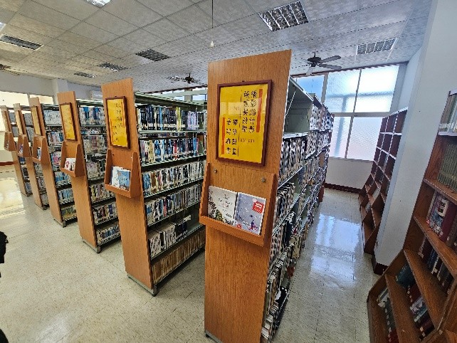 圖片:2F圖書區-施工前